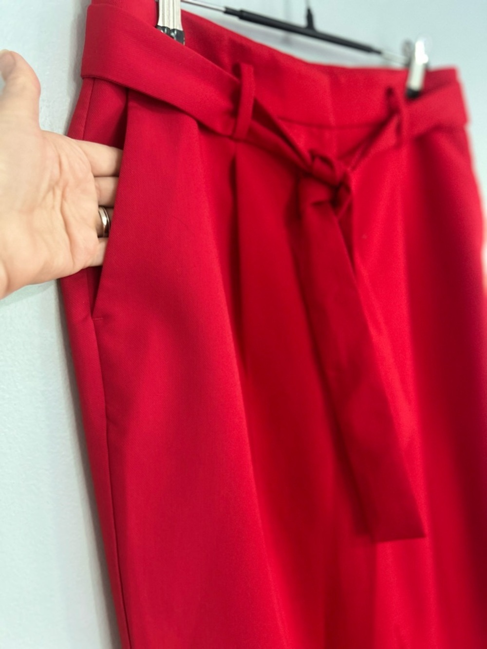 Ann Taylor Petite Red Tie Waist Ankle Pants 6P Workwear Office Core Chic Modern - Picture 3 of 8